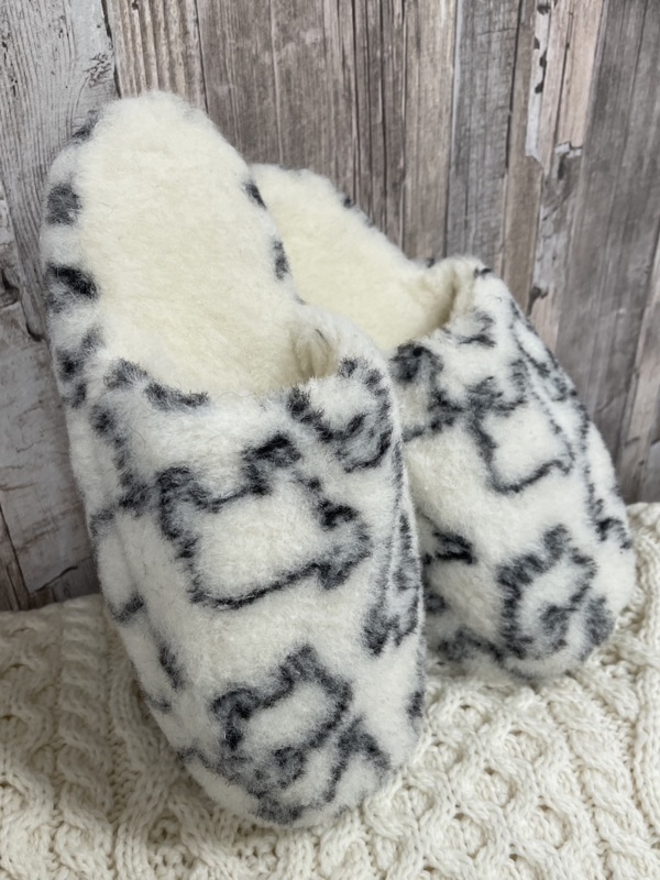 Pyjamas Chaussons Chaussettes Basic slippers - Sheep Print