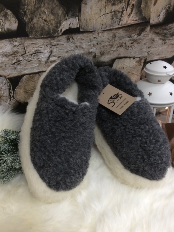 Maison Siberian slippers